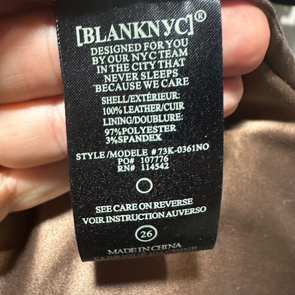 BLANK NYC Brown Suede Boho Leather Mini Skirt Zipper Pockets 26 Western - Picture 6 of 6